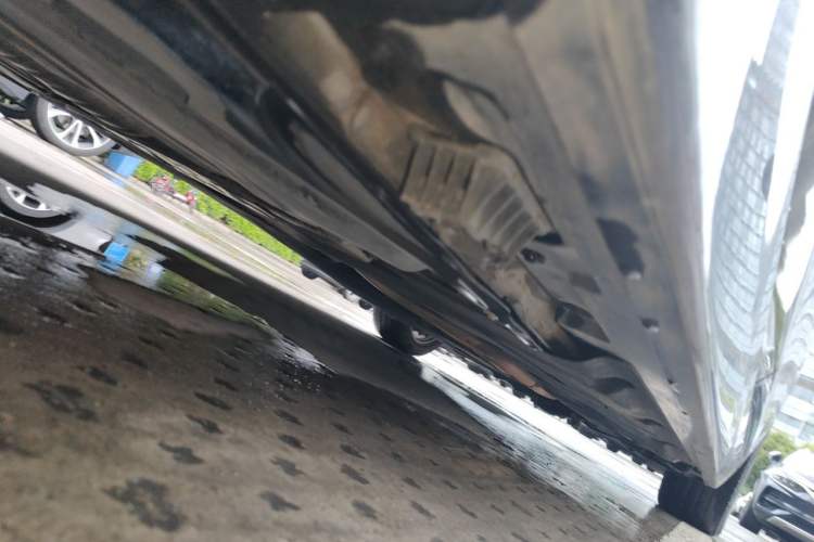 Used BMW 5 Series 2014 530Li Leading Model Chassis Rear Right