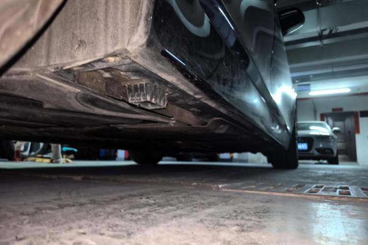 Used BMW 5 Series 2014 525Li Luxury Design Package Chassis Rear Right