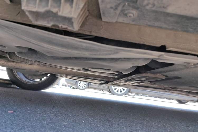 Used BMW 5 Series 2014 525Li Luxury Design Package Chassis Rear Right