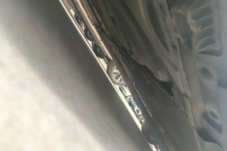 Used BMW 5 Series 2014 525Li Luxury Design Package Chassis Rear Right