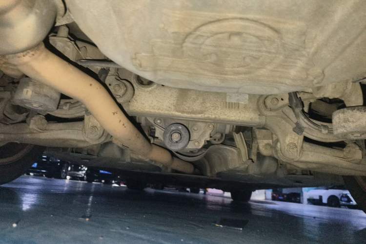 Used BMW 5 Series 2014 525Li Leading Model Chassis Rear