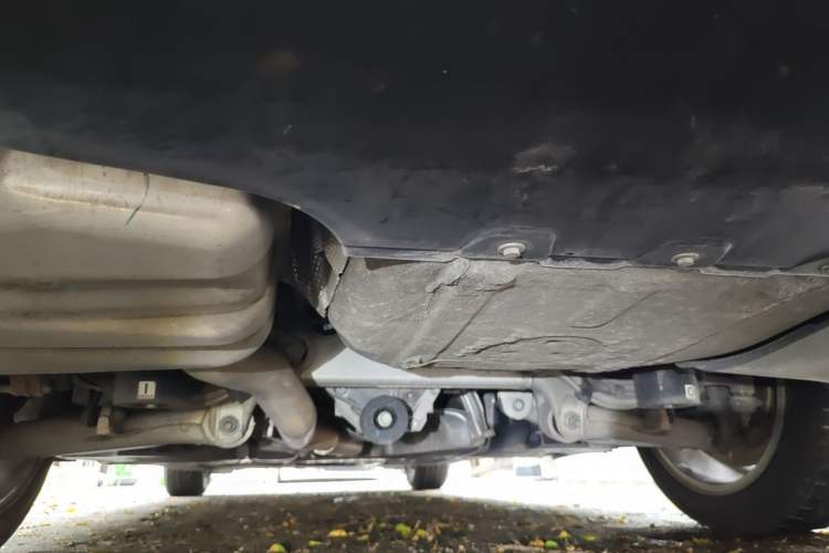 Used BMW 5 Series 2014 525Li Luxury Design Package Chassis Rear
