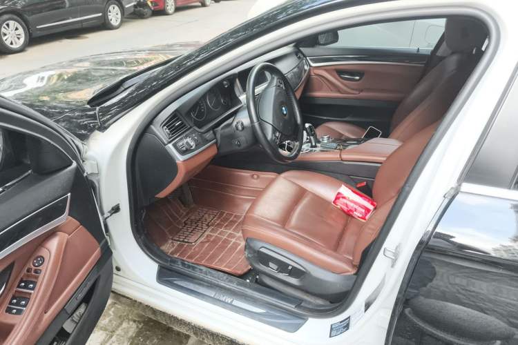 Used BMW 5 Series 2014 520Li Elegant Model Driver Seat