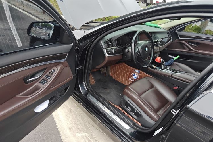 Used BMW 5 Series 2014 525Li Luxury Design Package Driver Seat