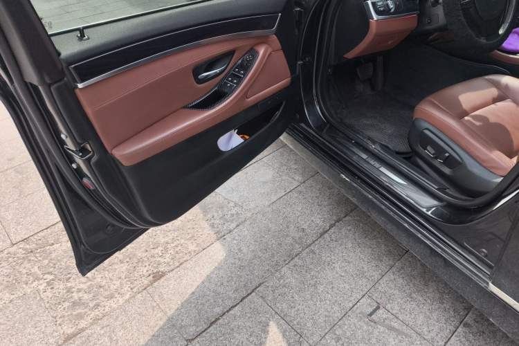 Used BMW 5 Series 2014 520Li Elegant Model Driver Seat