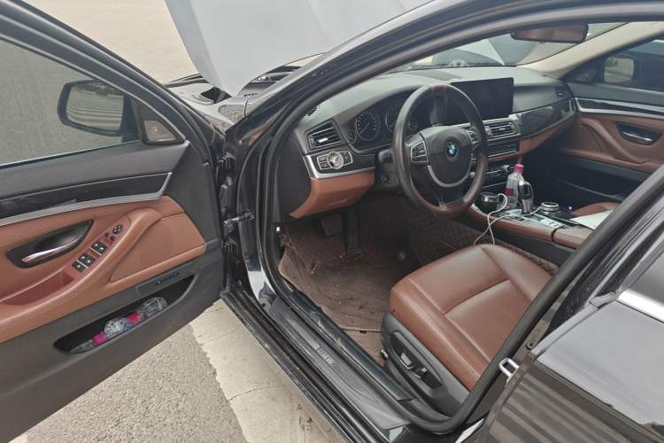 Used BMW 5 Series 2014 520Li Elegant Model Driver Seat