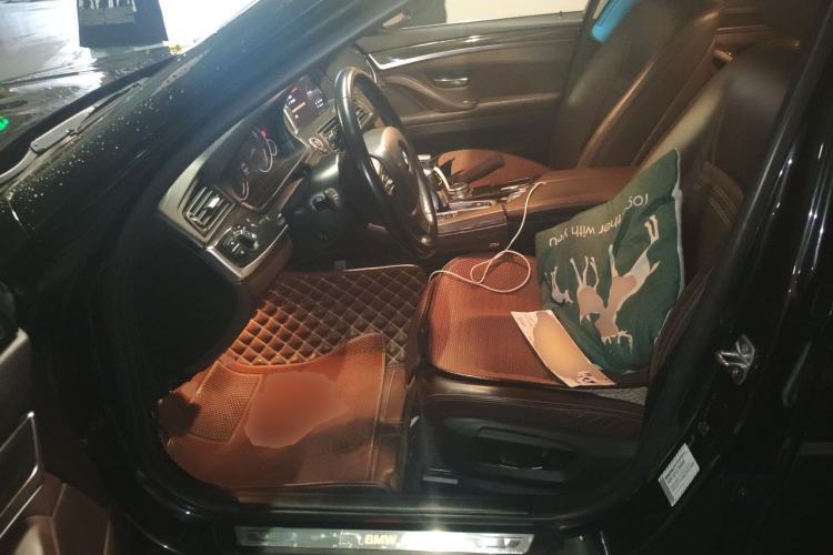 Used BMW 5 Series 2014 525Li Luxury Design Package Driver Seat