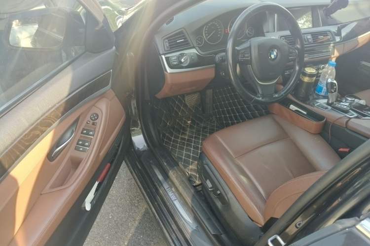 Used BMW 5 Series 2014 525Li Luxury Design Package Driver Seat