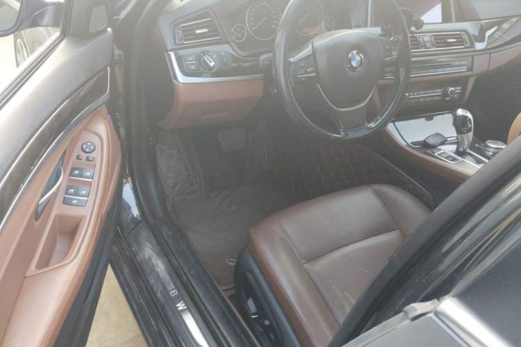 Used BMW 5 Series 2014 528Li Leading Model Driver Seat