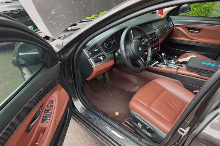 Used BMW 5 Series 2014 525Li Leading Model Driver Seat