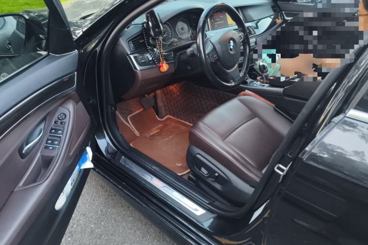 Used BMW 5 Series 2014 525Li Luxury Design Package Driver Seat