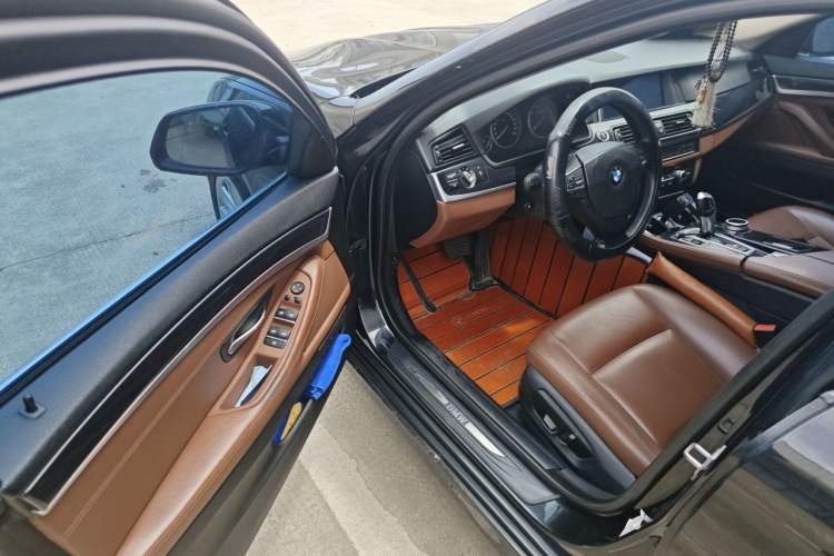 Used BMW 5 Series 2014 520Li Elegant Model Driver Seat