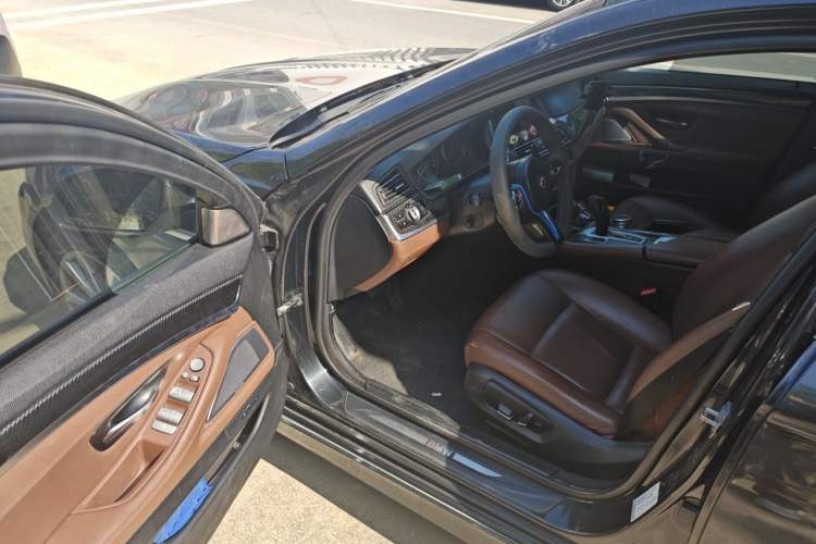 Used BMW 5 Series 2014 528Li Leading Model Driver Seat