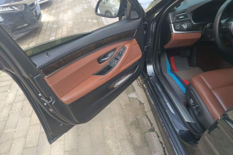 Used BMW 5 Series 2014 528Li Leading Model Driver Seat