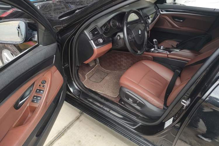 Used BMW 5 Series 2014 520Li Elegant Model Driver Seat