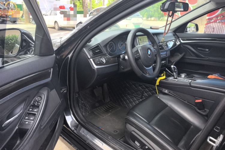 Used BMW 5 Series 2014 525Li Luxury Design Package Driver Seat