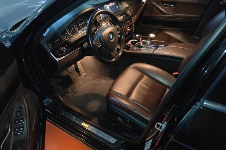 Used BMW 5 Series 2014 525Li Luxury Design Package Driver Seat