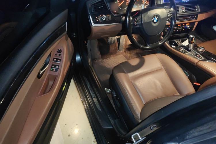 Used BMW 5 Series 2014 520Li Elegant Model Driver Seat