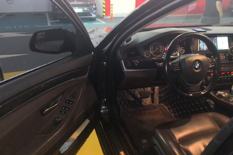 Used BMW 5 Series 2014 525Li Luxury Design Package Driver Seat