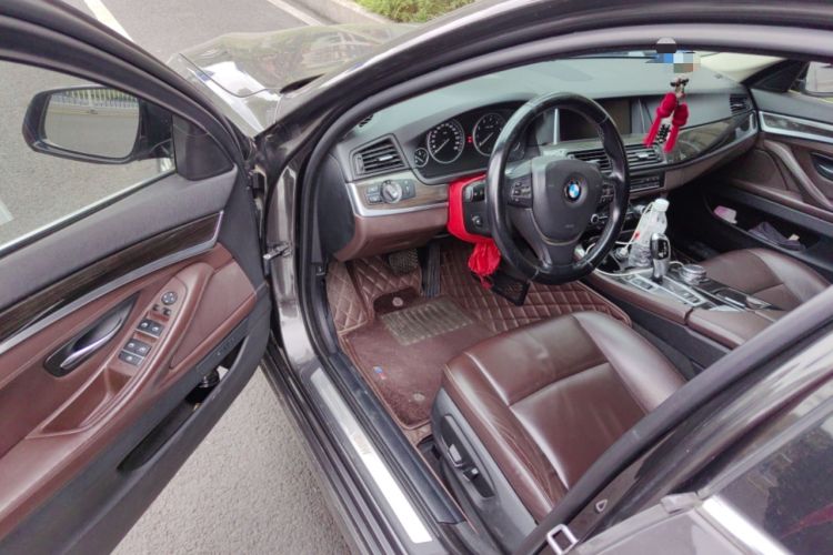 Used BMW 5 Series 2014 525Li Luxury Design Package Driver Seat