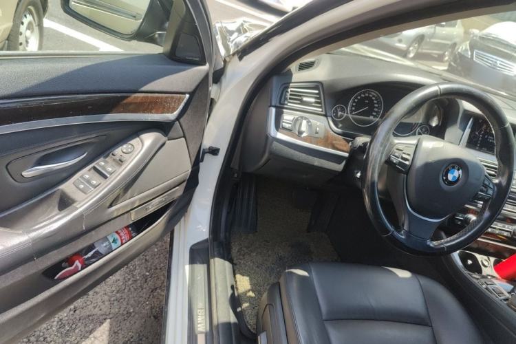 Used BMW 5 Series 2014 528Li Leading Model Driver Seat