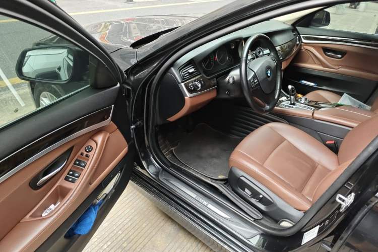 Used BMW 5 Series 2014 525Li Leading Model Driver Seat