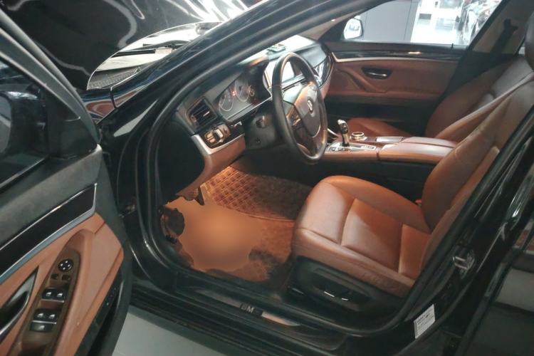 Used BMW 5 Series 2014 520Li Elegant Model Driver Seat