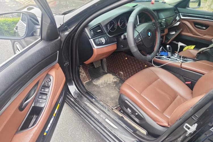 Used BMW 5 Series 2014 520Li Elegant Model Driver Seat