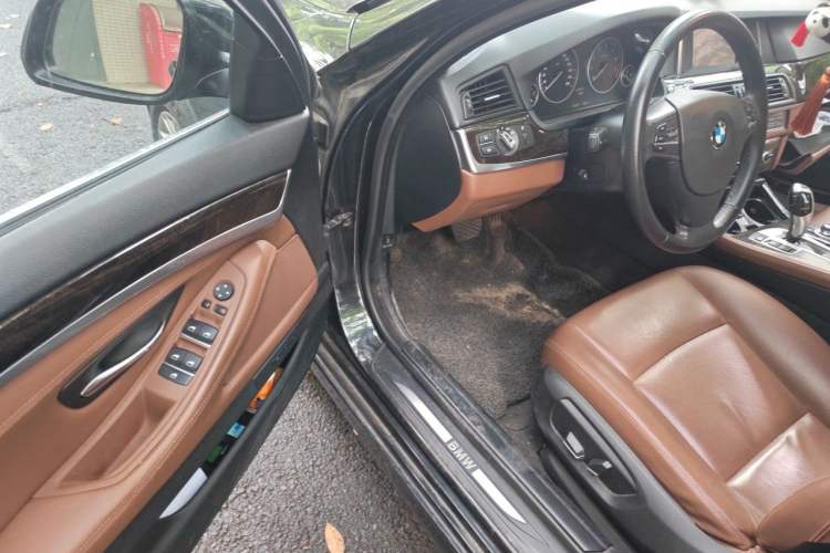 Used BMW 5 Series 2014 525Li Leading Model Driver Seat