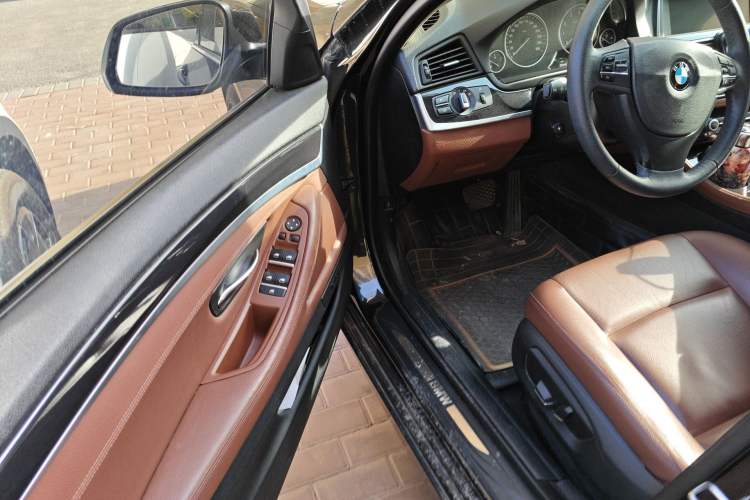 Used BMW 5 Series 2014 520Li Elegant Model Driver Seat
