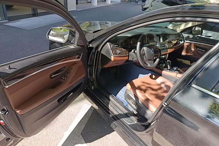 Used BMW 5 Series 2014 528Li Leading Model Driver Seat
