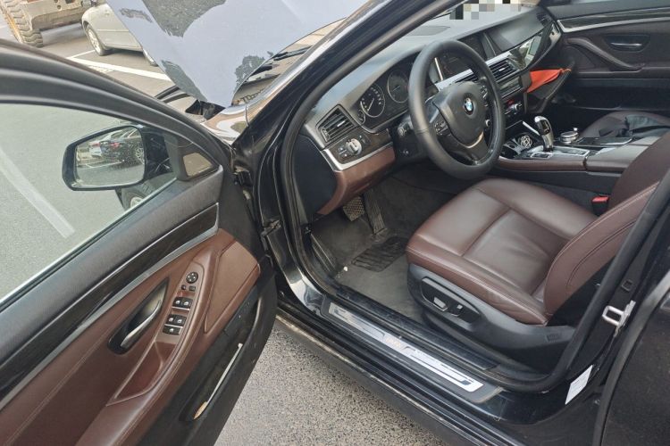 Used BMW 5 Series 2014 525Li Luxury Design Package Driver Seat
