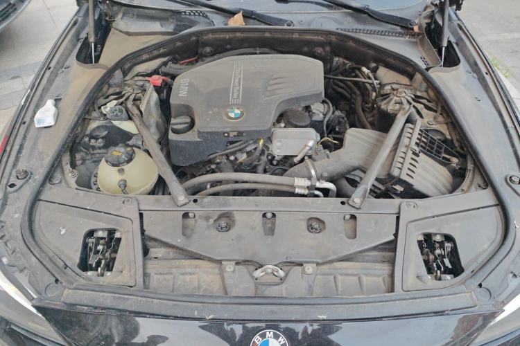 Used BMW 5 Series 2014 525Li Luxury Design Package Engine Bay
