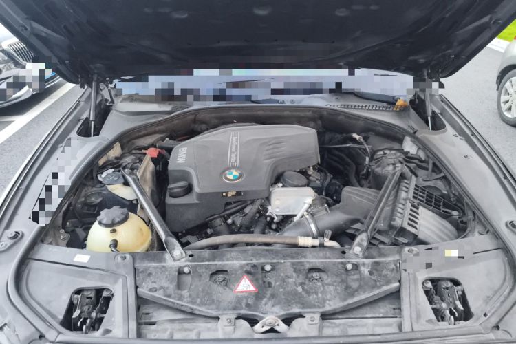 Used BMW 5 Series 2014 525Li Luxury Design Package Engine Bay