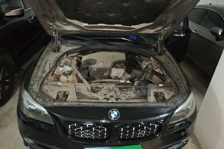 Used BMW 5 Series 2014 520i Touring Edition Engine Bay