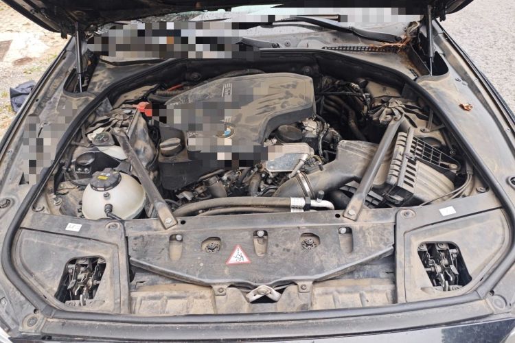 Used BMW 5 Series 2014 525Li Leading Model Engine Bay