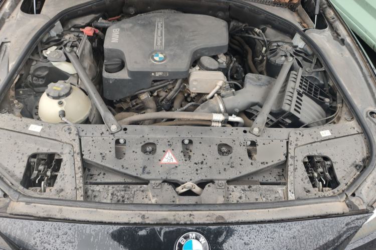 Used BMW 5 Series 2014 525Li Luxury Design Package Engine Bay