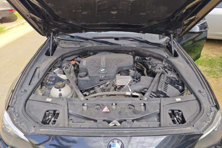 Used BMW 5 Series 2014 535Li Luxury Design Package Engine Bay