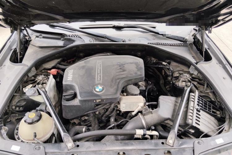 Used BMW 5 Series 2014 525Li Luxury Design Package Engine Bay