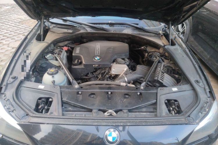 Used BMW 5 Series 2014 525Li Luxury Design Package Engine Bay