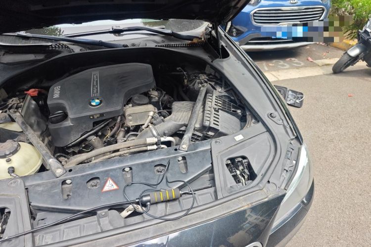 Used BMW 5 Series 2014 520Li Elegant Model Engine Bay Left