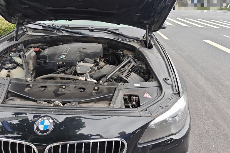Used BMW 5 Series 2014 525Li Luxury Design Package Engine Bay Left