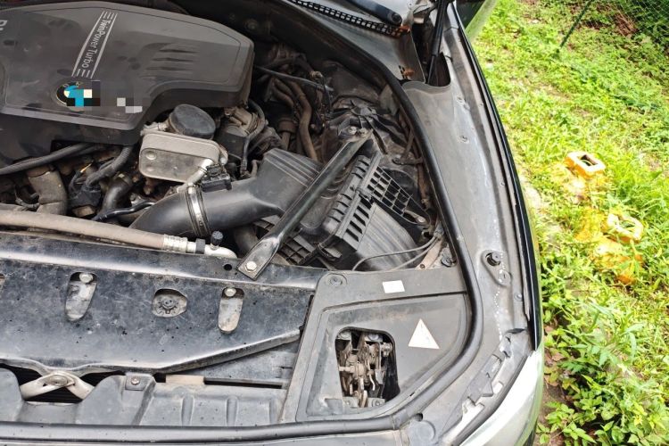 Used BMW 5 Series 2014 520i Elegant Edition Engine Bay Left