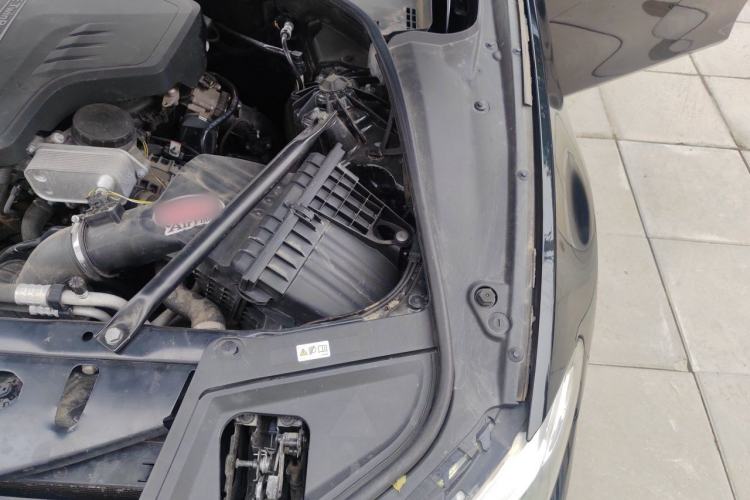 Used BMW 5 Series 2014 525Li Leading Model Engine Bay Left