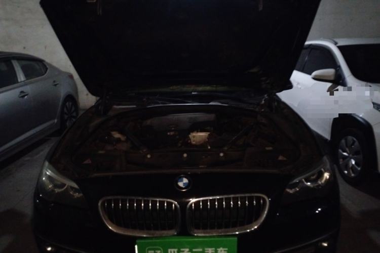 Used BMW 5 Series 2014 525Li Luxury Design Package Engine Bay