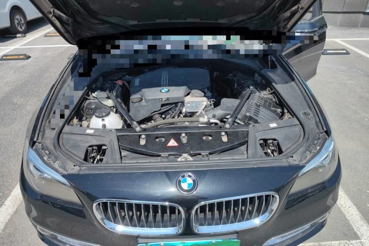 Used BMW 5 Series 2014 525Li Luxury Design Package Engine Bay