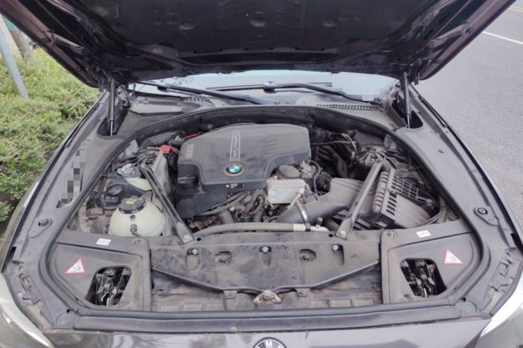 Used BMW 5 Series 2014 525Li Luxury Design Package Engine Bay