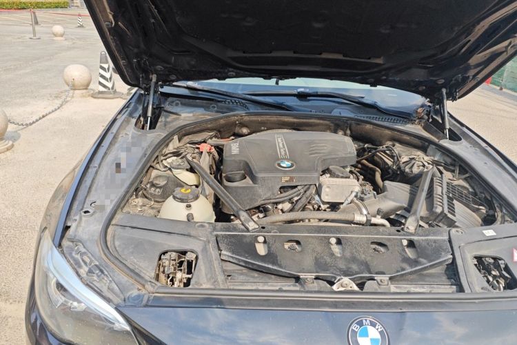 Used BMW 5 Series 2014 525Li Fashion Design Package Engine Bay Right