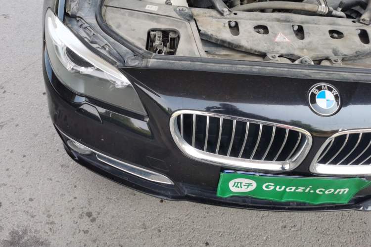 Used BMW 5 Series 2014 525Li Luxury Design Package Engine Bay Right