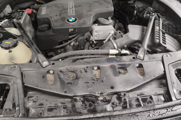 Used BMW 5 Series 2014 520Li Elegant Model Engine Bay